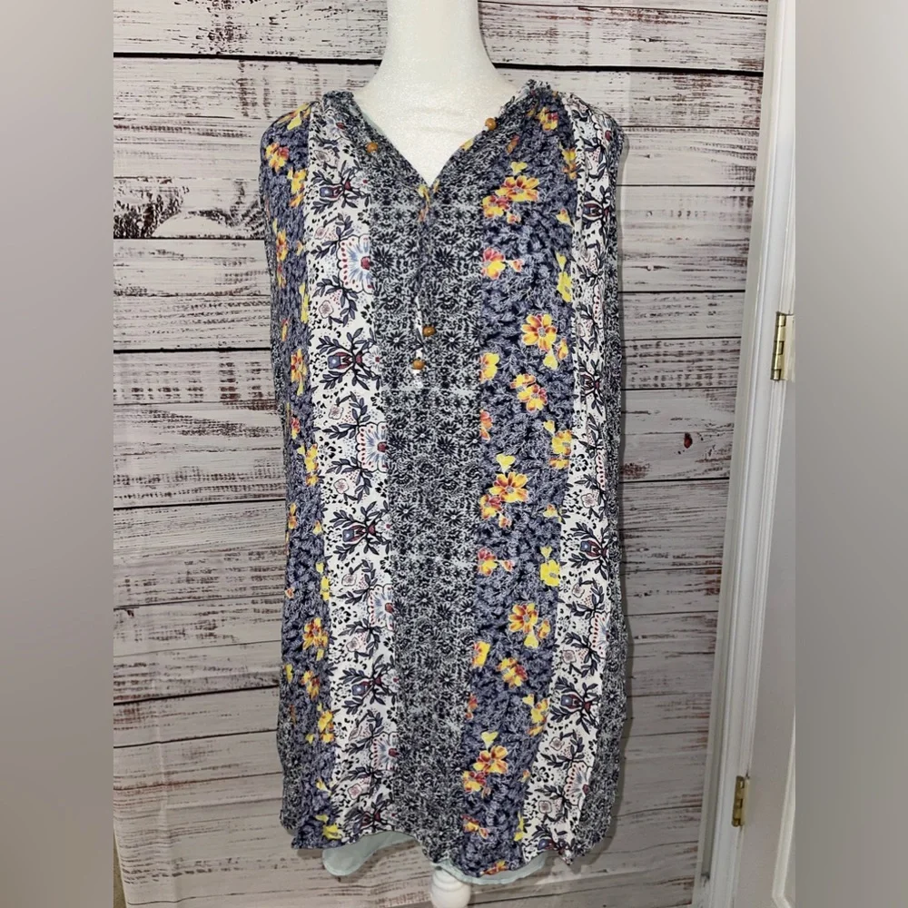 LOFT Floral Print Dress - Picture 2 of 10